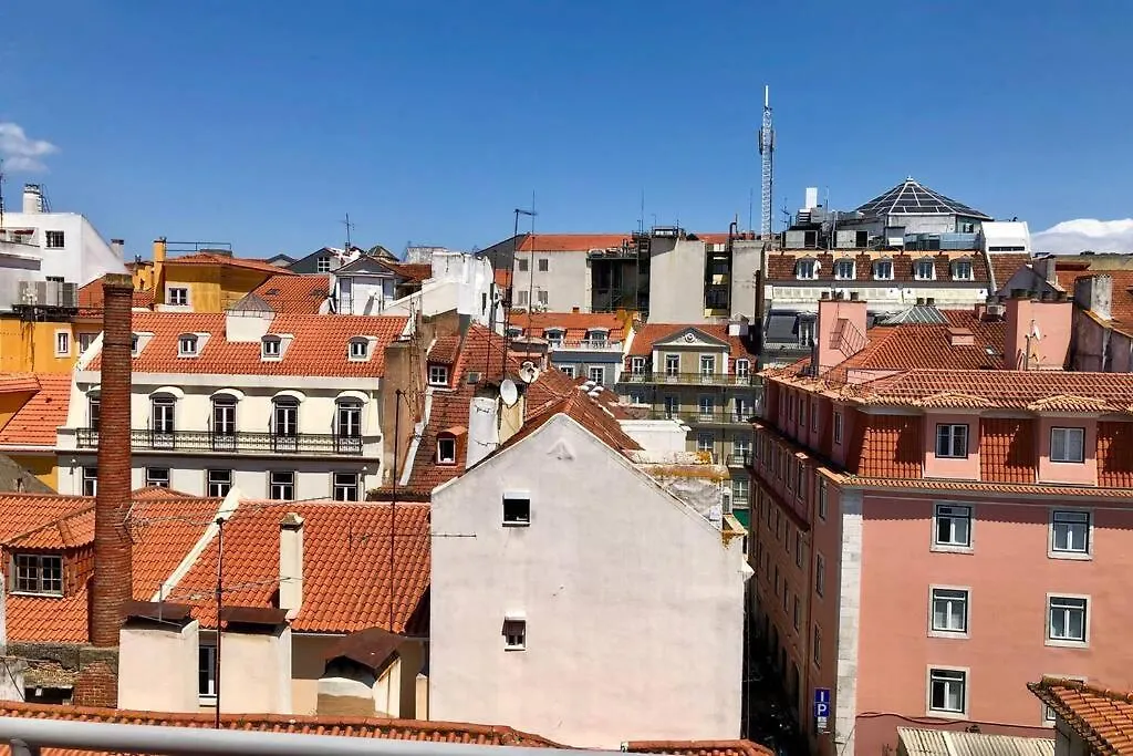 32 Top - Center Of Lisbon Duplex Apartment, Barrio Alto