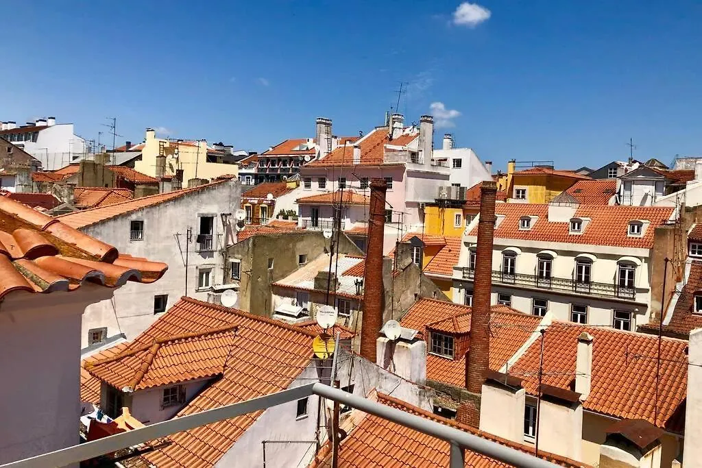 32 Top - Center Of Lisbon Duplex Apartment, Barrio Alto