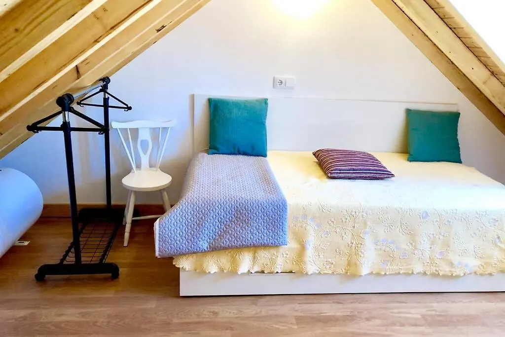 32 Top - Center Of Lisbon Duplex Apartment, Barrio Alto Portugal