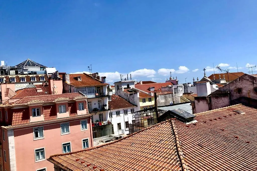 32 Top - Center Of Lisbon Duplex Apartment, Barrio Alto Apartment